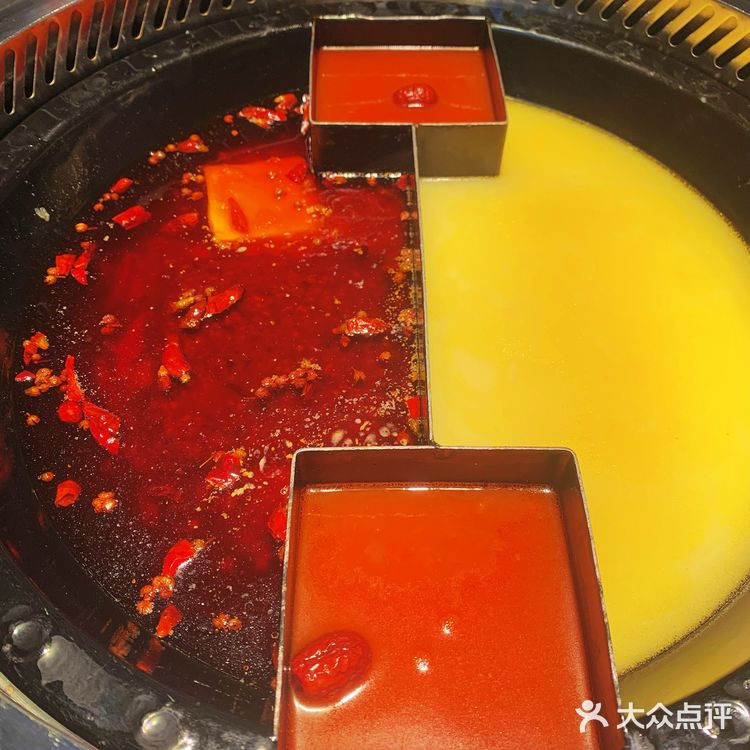 值得反复打卡的重庆老火锅[胜利]