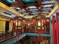 -梅龙镇酒家(南京西路总店)