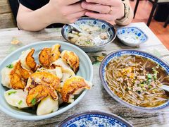 粉丝-无名氏宵夜小摊(祝家三姐妹馄饨店)