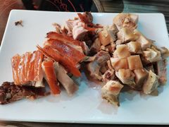 烤乳猪-姐妹临高乳猪店(海垦路店)