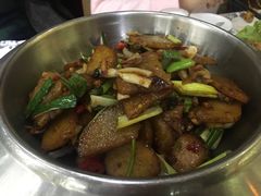干锅土豆片-金家老三饭庄(常营店)