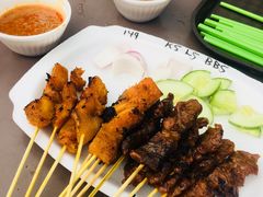 -东海岸人工湖美食村