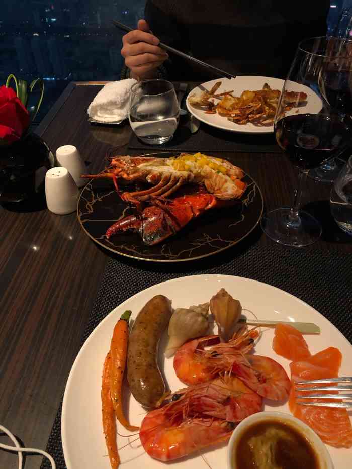 餐厅61云端自助61俯瞰湾区-"虽然是深圳人但还是第一次上京基一百