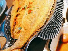 香烤海鲈鱼-蜜桃餐厅·伴山(绿宝广场店)