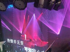 -路边边.炒菜烧烤.音乐餐厅(良乡长虹店)