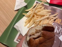 -麦当劳(杭州西湖银泰百货店)