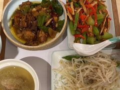 -老乡鸡(上海白玉兰广场店)