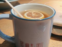 -蜜桃餐厅·伴山(湖滨商业街店)