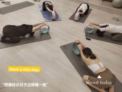 -小黑裙瑜伽·普拉提