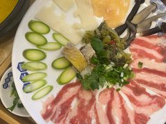 -桥香园云南过桥米线(红龙井店)