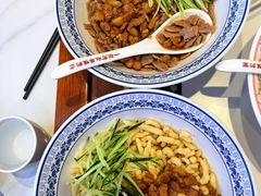 -晋府大酒店