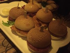 -Helens海伦司小酒馆(津湾广场店)