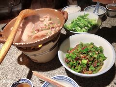 -老湖南民间菜·牛肉十八炒(花都店)