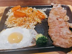 -豪享来牛排(人民店)