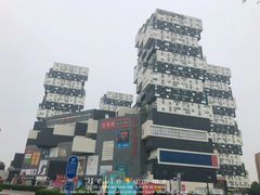 -资和信百货商场