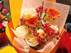 -弗劳尔花艺坊(龙涛店)