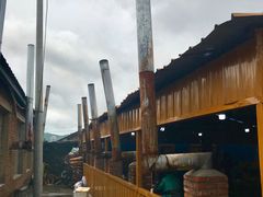 -粘豆包柴火铁锅炖