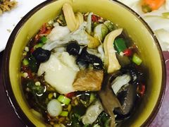 -邱二餐馆