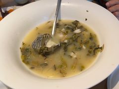 -严记小天府酸菜鱼(西四路店)