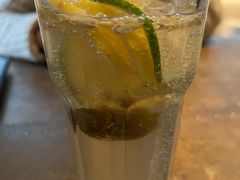 咸柠七-漆黑觉米粉(三里屯店)