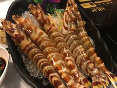 -鲜入围煮花胶鸡海鲜火锅
