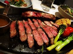 -斯普汇生蚝牛排馆(中骏世界城店)