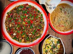 -泥糊破店小酒馆·团建聚餐(南京西路店)