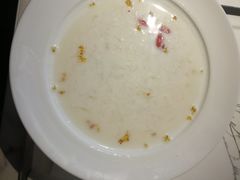 -燕庭·纯燕窝·甜品下午茶(南京西路店)