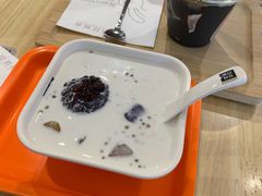 -满记甜品(巴黎春天宝山店)