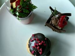 -澳门旅游塔360°旋转餐厅(南湾湖广场店)