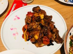 -山楂树融合菜餐厅