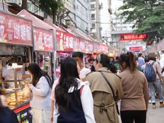 -正宁路小吃夜市