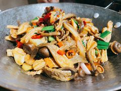 干锅鹿茸菌-乡里人家家常菜馆(营盘路店)