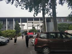 -中国人民大学图书馆新馆