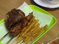 -烤满分·东北烧烤(首经贸店)