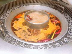-晓宇重庆火锅(赛格国际购物中心店)