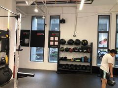 -汗水空间私教健身连锁(SM广场店)