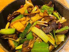 杏鲍菇炒牛肉-云海肴·汽锅鸡·云南菜(东坝金隅店)