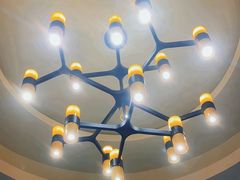 -席娜卡琳火车铁道夜市