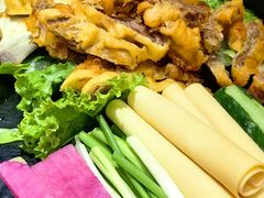 撸起袖子加油吃-伊带伊路新疆美食府(呼家楼店)