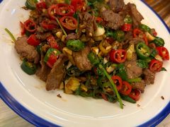 小炒黄牛肉-椿记烧鹅(叠彩店)