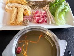 -海上明月海鲜火锅 鲜切牛肉