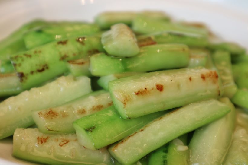 「煎炒八棱瓜」八棱瓜,广东丝瓜,适合秋天,去燥润肺.