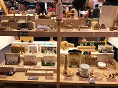 -诚品(信义店)