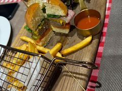 -自然食集西餐厅(泰晤士小镇店)