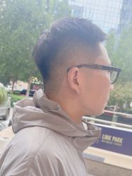 -东方先生国潮男士理发馆