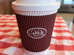 -红宝石·鲜奶小方·海派西点房(万航店)