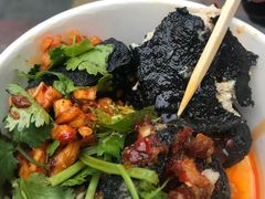 黑色经典臭豆腐-黑色经典臭豆腐·湖南特产(坡子街店)