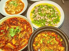 -万重锦·人文川菜馆(骡马市店)