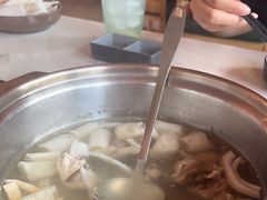 -喃喃椰·糟粕醋·椰子鸡火锅(七堡花园店)